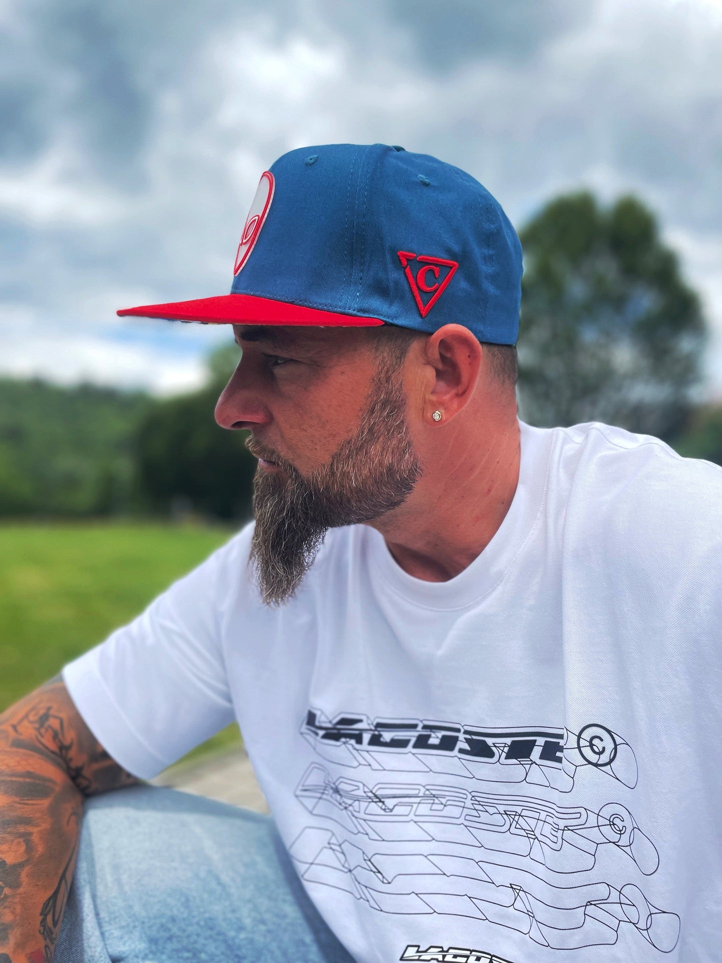 Alien Party Snapback - Blue/Red & Clear Rubber Logo