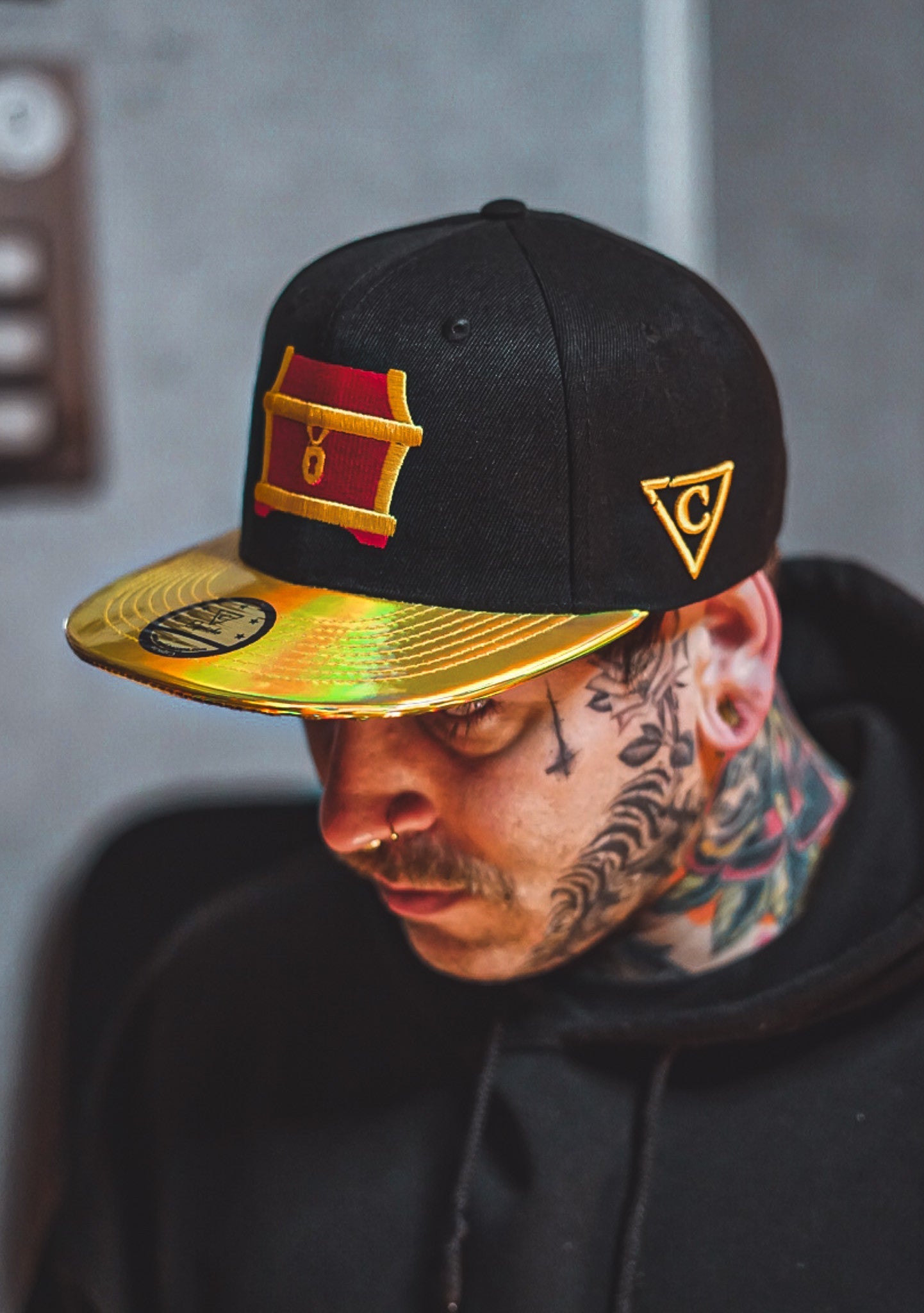 Go For Gold Snapback - Black/Gold