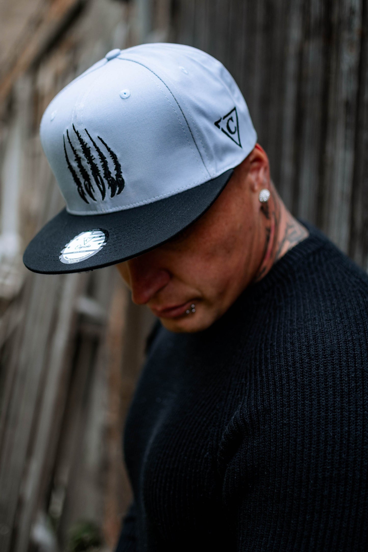 Polar Bear Snapback - COLOR-CHANGING